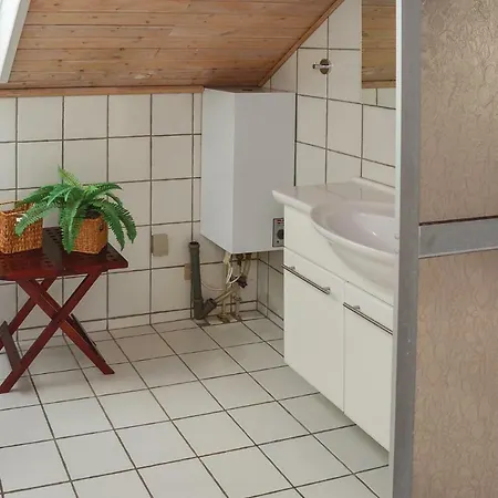 Three-bedroom In Romo Apartment